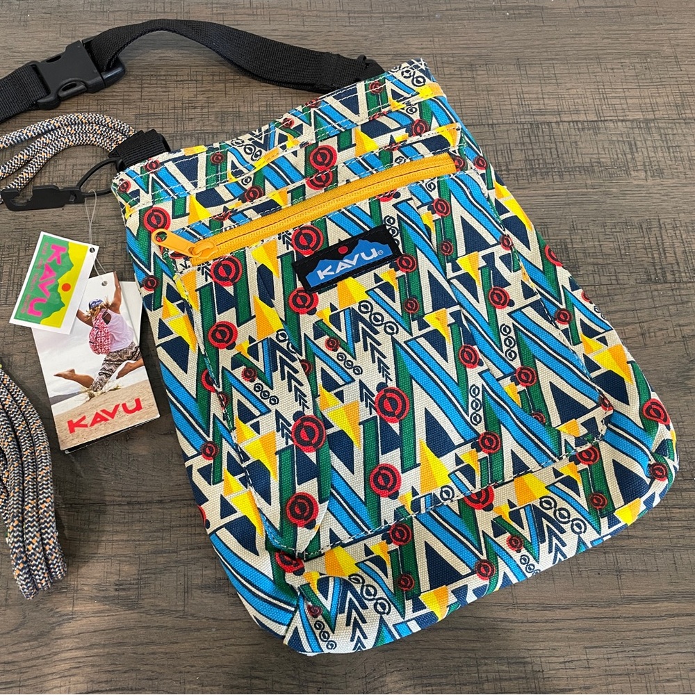 KAVU Keepalong purse mulitcolor BNWT